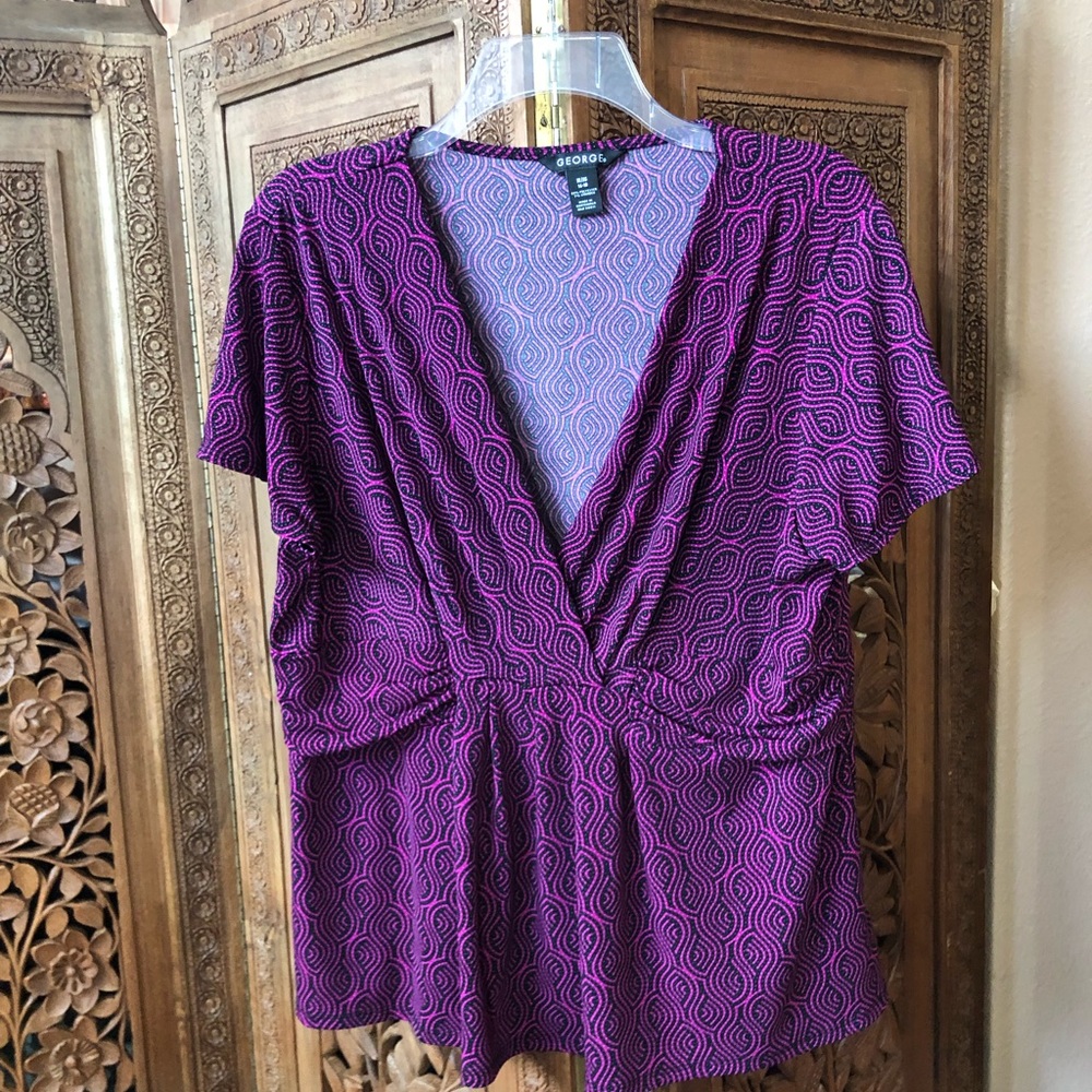 EUC George wrap a V-neck top stretch fuchsia and black